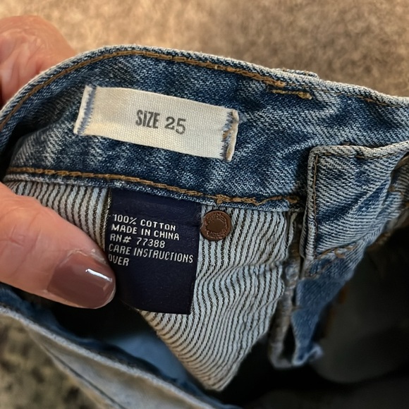 Madewell Women's Light Blue Denim Shorts - Picture 4 of 4